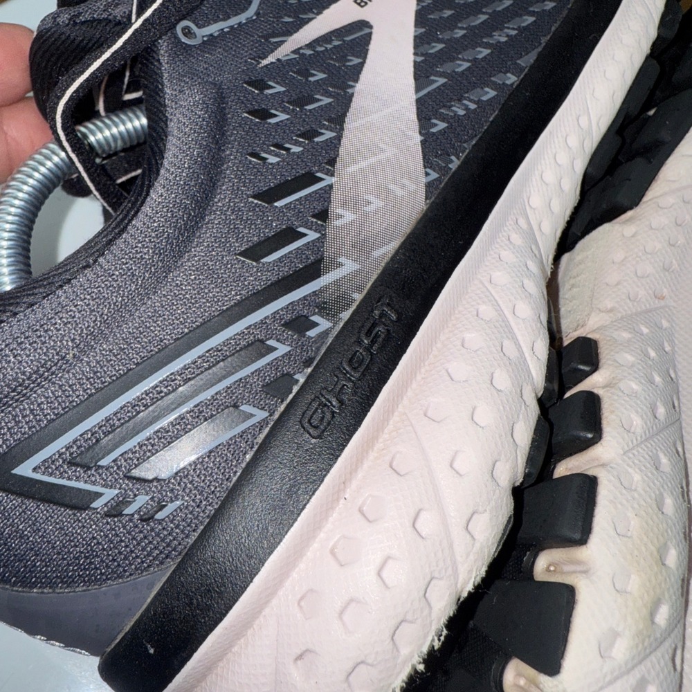Brooks Ghost 13 Women's Running Shoes Gray Pink Size 8 Medium B NWVB - Picture 10 of 16